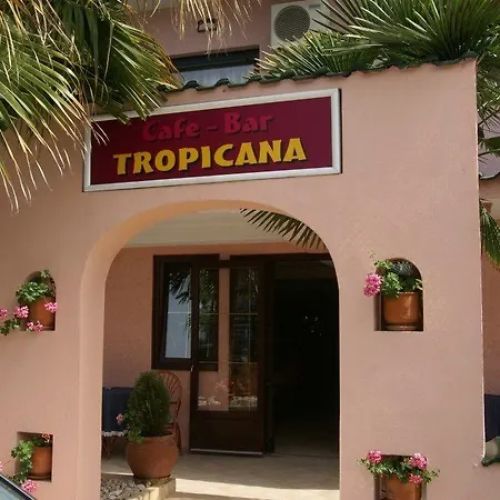 Tropicana מלון Paralía