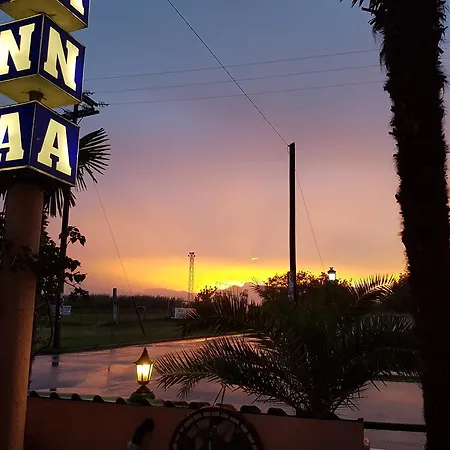 מלון Tropicana Paralía