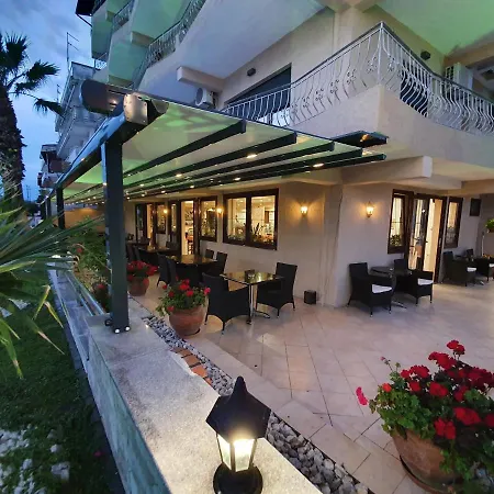 纯品康纳酒店 酒店 Paralía